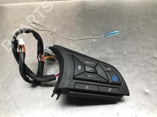 Used Switch NISSAN LEAF (ZE1) Electric (150 hp) 25148915