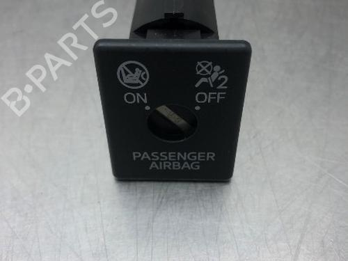 Comutador MAZDA 2 Hatchback (DL, DJ) 1.5 SKYACTIV-G (90 hp) 17642400