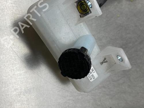 Brake master cylinder NISSAN NV200 / EVALIA Bus 1.6 16V (M20, M20M) | BP14933566M77 