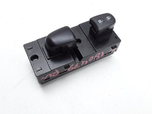 Used Switch NISSAN JUKE (F15) 1.2 DIG-T (115 hp) 10832342