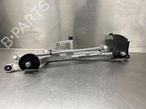 Used Front wipers mechanism TOYOTA YARIS (_P21_, _PA1_, _PH1_) 1.5 Hybrid (MXPH11) (92 hp) 11831503