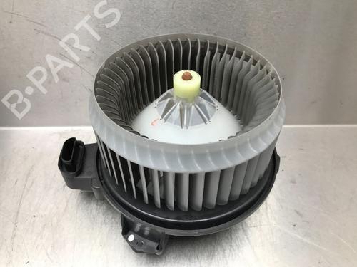 Used Heater blower motor TOYOTA AVENSIS Estate (_T27_) 2.0 D-4D (ADT270_, ADT270R) (126 hp) 13074838