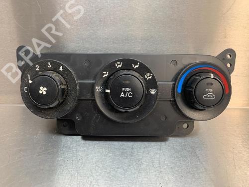 Used Climate control KIA CERATO I Hatchback (LD) 1.6 (105 hp) 10846290