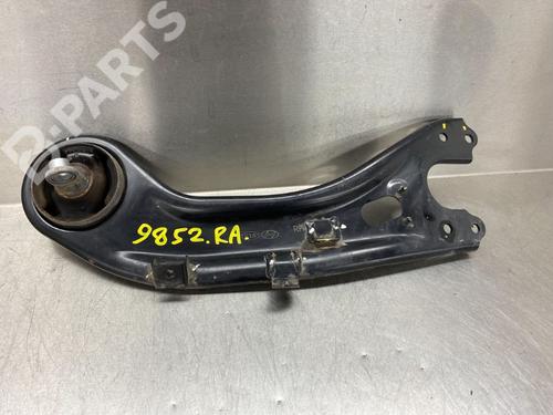 Used Right rear suspension arm Right rear suspension arm HYUNDAI i40 I CW (VF) 2.0 GDI (177 hp) 10989383 10989383