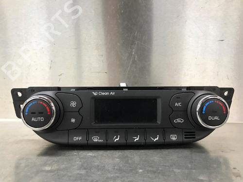 AC Styreenhet / Manøvreringsenhet KIA CEE'D Sportswagon (JD) 1.6 GDI (135 hp) 16571703