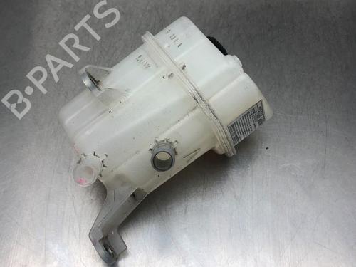 Used Expansion tank TOYOTA AURIS (_E18_) 1.8 Hybrid (ZWE186_, ZWE186R) (136 hp) 15403633