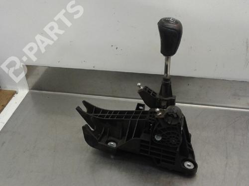 Used Manual gearbox selector Manual gearbox selector MAZDA 3 Saloon (BL) 1.6 MZR (BL12) (105 hp) 10826010 10826010