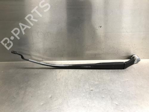 Used Front windshield wiper arm HYUNDAI i20 I (PB, PBT) 1.2 (78 hp) 16725003