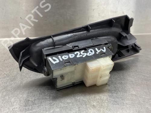 Switch NISSAN ALMERA II (N16) 1.8 | BP10818401I30 