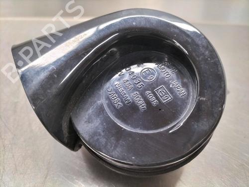 Used Horn NISSAN MURANO I (Z50) 3.5 4x4 (234 hp) 13180893