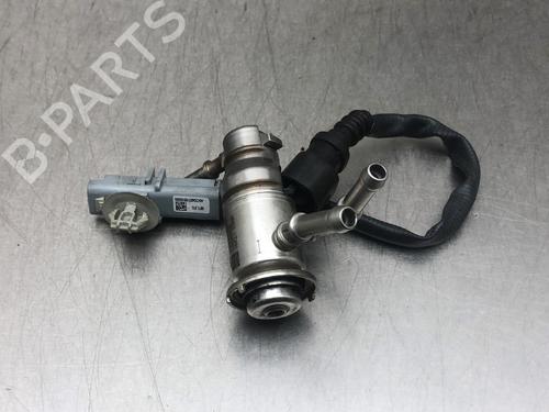 Used Injector NISSAN NV250 Van (X61) dCi 115 (116 hp) 24371611