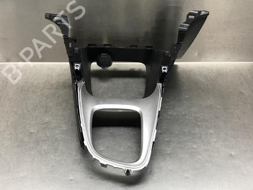 Andre TOYOTA YARIS CROSS (MXP_) 1.5 Hybrid (MXPJ10) (116 hp) 33181163