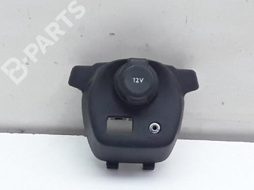 switch-toyota-aygo-_b4_-10-kgb40-2014-10835018 main image