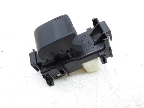 Used Switch TOYOTA YARIS (_P13_) 1.0 (KSP130_, KSP130) (69 hp) 10836441