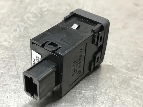 Switch NISSAN QASHQAI II (J11, J11_) 1.3 DIG-T | BP37476372I30 - Image 2
