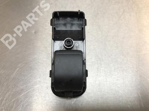 switch-mazda-2-hatchback-dl-dj-15-skyactiv-g-d09h66370-2014-10849020 main image