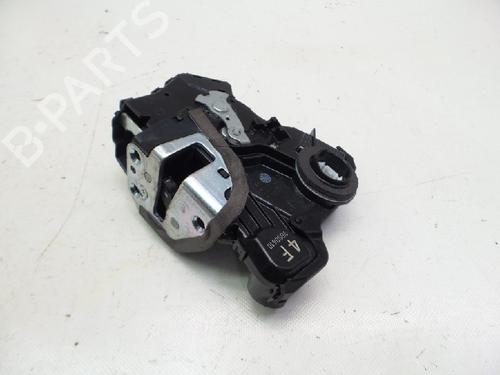 Used Front right lock TOYOTA RAV 4 III (_A3_) 2.2 D 4WD (ALA30_, ALA30R) (150 hp) 10824101