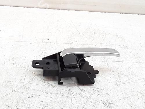 Used Front right exterior door handle MITSUBISHI MIRAGE / SPACE STAR VI Hatchback (A0_A) 1.0 (A05A) (71 hp) 10834907