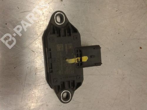 electronic-sensor-chevrolet-aveo-hatchback-t300-12-13500996-0265005791-2011-10827719 main image