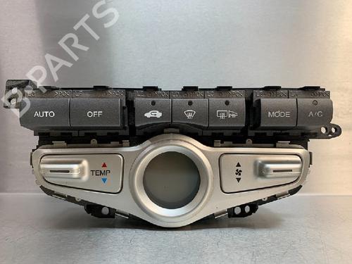 AC Styreenhet / Manøvreringsenhet HONDA JAZZ II (GD_, GE3, GE2) 1.3 iDSi (GD1) (83 hp) 10843863