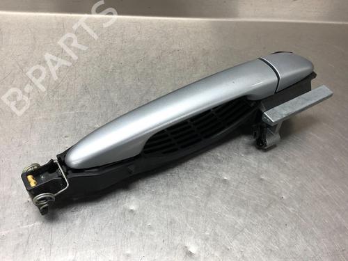 Used Rear right exterior door handle Rear right exterior door handle 12122135 12122135
