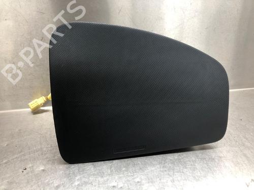 Used Knee airbag DAIHATSU SIRION (M3_) 1.3 (M301) (91 hp) 17641917
