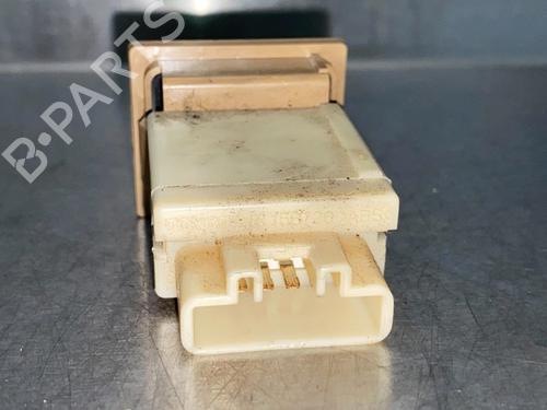 Switch LEXUS SC Convertible (UZZ40_) 430 (UZZ40_, UZZ40R) | BP10858840I30 