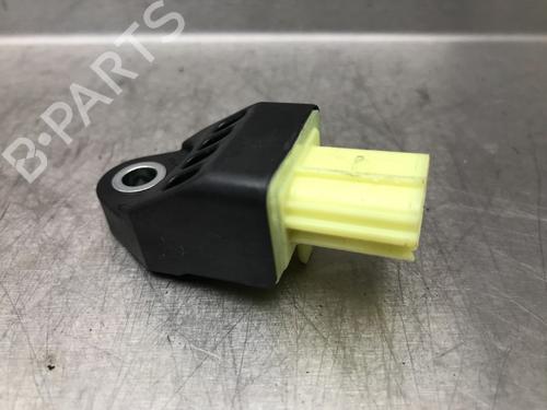 Elektronisk modul LEXUS IS III (_E3_) 300h (AVE30_, AVE30R) (223 hp) 13567791