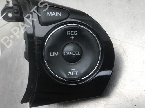 Used Switch Switch 12979176 12979176
