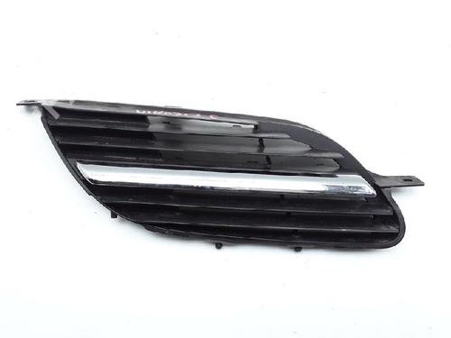 Used Grille NISSAN ALMERA TINO (V10) 1.8 (116 hp) 10832532