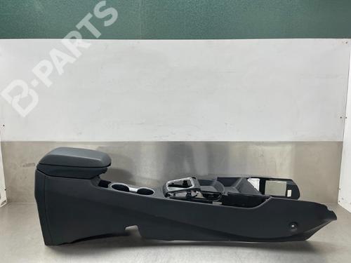 Used Armrest / Center console Armrest / Center console HYUNDAI i30 (GD) 1.4 (101 hp) 11180911 11180911