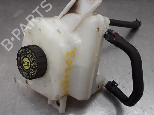 Used Power steering reservoir TOYOTA YARIS (_P13_) 1.5 Hybrid (NHP130_, NHP130) (101 hp) 13170744