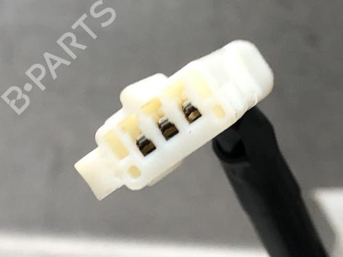 Interior roof light TOYOTA YARIS VERSO (_P2_) 1.3 (NCP20_, NCP22_, NCP20R, NCP22R) | BP11831517I8 