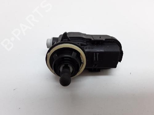 Used Headlight adjuster motor TOYOTA C-HR (_X1_) 1.8 Hybrid (ZYX10_, ZYX11_) (98 hp) 13174749