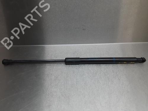 Used Tailgate lift support TOYOTA YARIS (_P13_) 1.0 (KSP130_, KSP130) (69 hp) 13177911