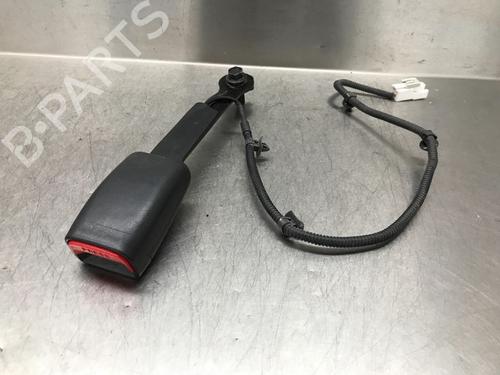Used Seat buckle KIA VENGA (YN) 1.6 CVVT (125 hp) 13182351