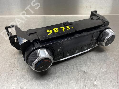 Used Climate control Climate control 13699332 13699332
