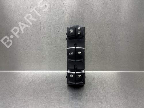 Used Switch NISSAN PULSAR Hatchback (C13) 1.6 DIG-T (190 hp) 33181142