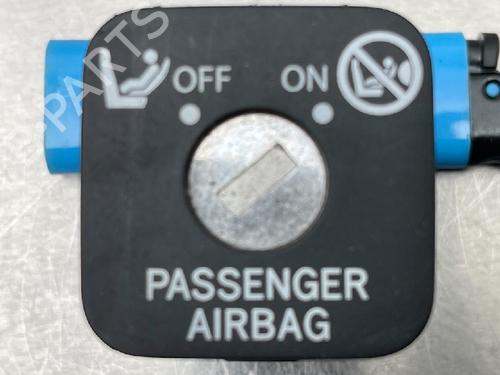 Used Switch LEXUS IS II (_E2_) 250 (GSE20) (208 hp) 10845689