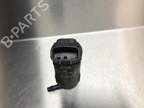 Used Washer pump TOYOTA RAV 4 II (_A2_) 2.0 4WD (ACA21, ACA20) (150 hp) 13177334