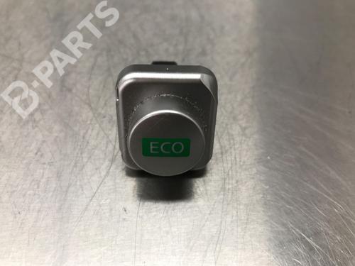 switch-nissan-note-e12-12-3621k2-2012-10854934 main image