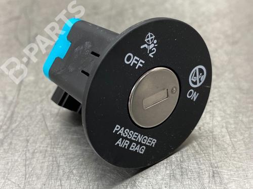 Used Switch Switch KIA PICANTO III (JA) 1.0 T-GDi (100 hp) 10859041 10859041