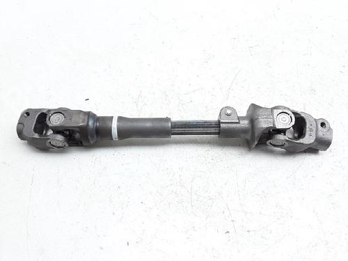 Used Steering column universal joint TOYOTA YARIS (_P13_) 1.5 Hybrid (NHP130_, NHP130) (101 hp) 13171256