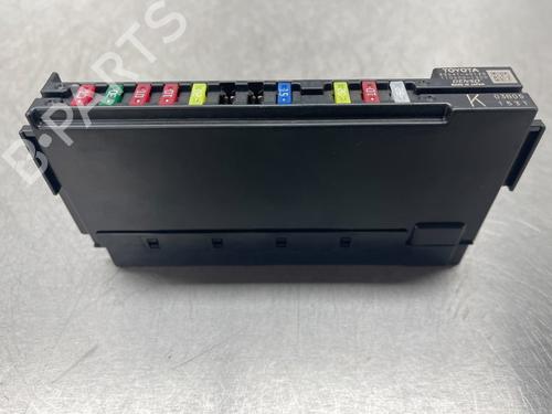 Used Fuse box TOYOTA LAND CRUISER PRADO (_J15_) 2.8 D-4D (GDJ150_, GDJ155_, GDJ150, GDJ151) (177 hp) 10853906