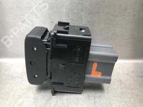 Switch NISSAN JUKE (F15) 1.6 | BP12250390I30 