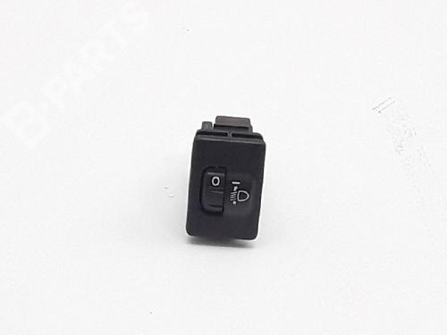switch-toyota-aygo-_b4_-10-kgb40-2014-10835016 main image