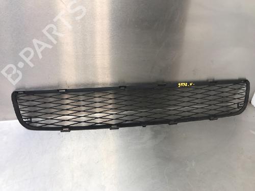 Used Grille TOYOTA YARIS (_P9_) 1.0 VVT-i (KSP90_, KSP90R) (69 hp) 13177686