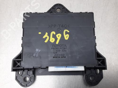 Used Electronic module TOYOTA PRIUS Liftback (_W2_) 1.5 Hybrid (NHW20_, NHW20R) (112 hp) 10856328