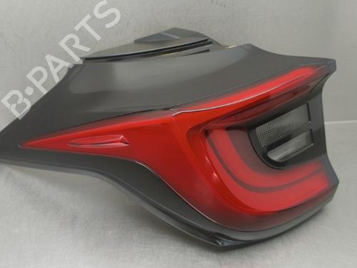 Venstre baglygte TOYOTA YARIS (_P21_, _PA1_, _PH1_) 1.5 Hybrid (MXPH10, MXPH11) (116 hp) 33218127