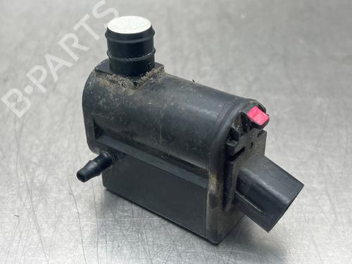 Used Washer pump HYUNDAI i30 Estate (GD) 1.6 GDI (135 hp) 17642037